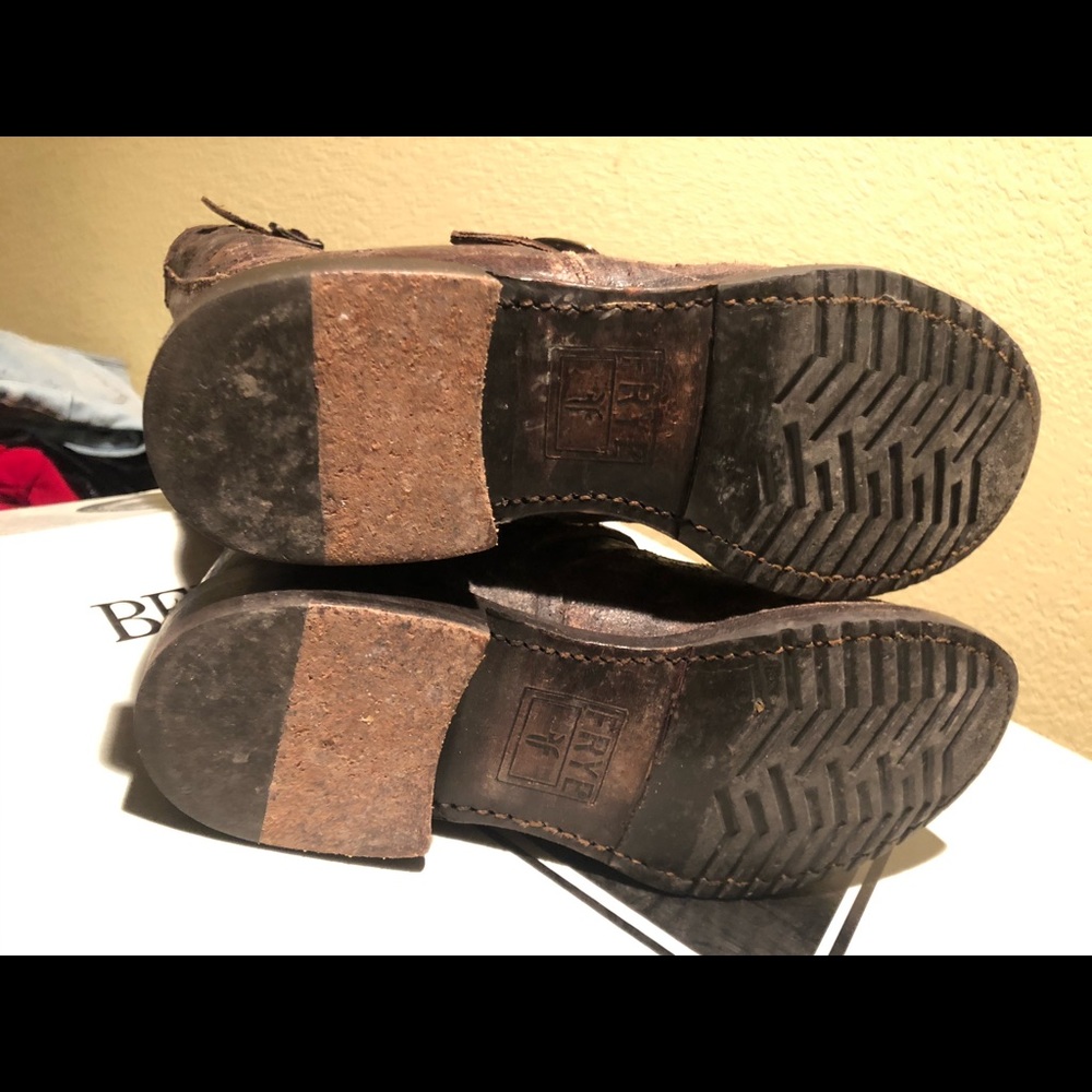 Boots - Picture 4 of 5